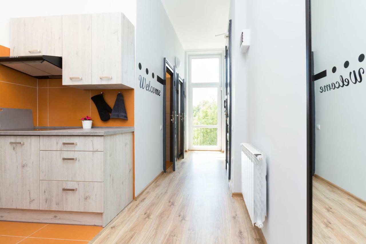 Dot Hostel - Pokoje I Noclegi W Centrum Бельсько-Бяла Екстер'єр фото