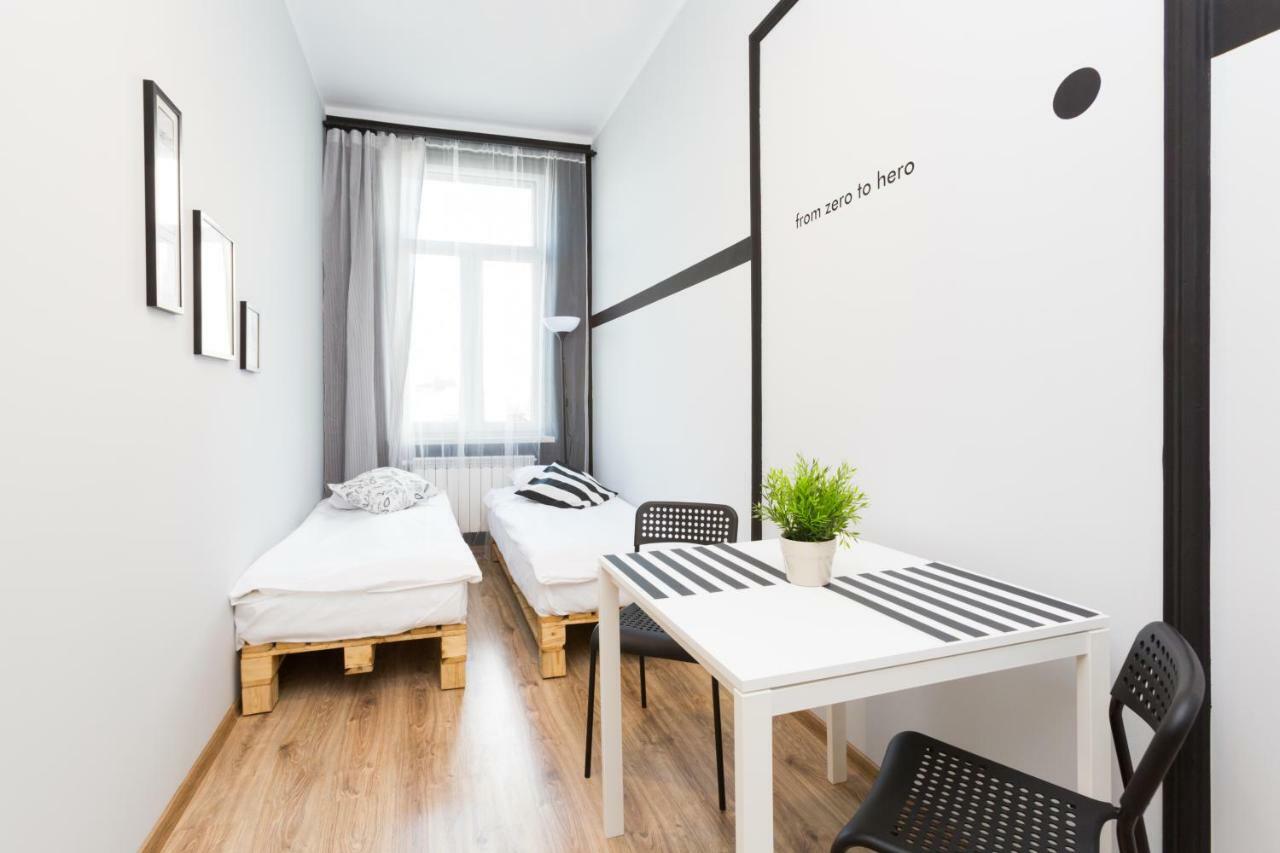Dot Hostel - Pokoje I Noclegi W Centrum Бельсько-Бяла Екстер'єр фото